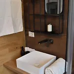 Sisto Petite Maison בית הארחה