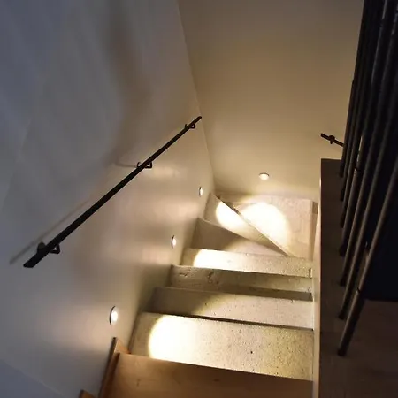 Sisto Petite Maison בית הארחה 3*