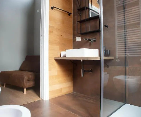 Sisto Petite Maison 招待所 3*